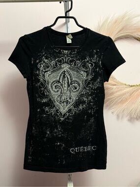 Kavio Short Sleeve Graphic Y2K Style Bling Tee Québec Fleur Grunge Cyber